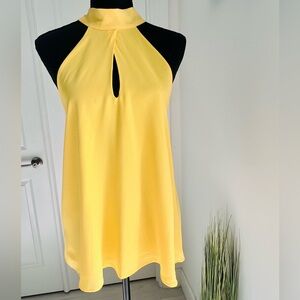 Textured Solid Yellow Teardrop
Keyhole Halter Top